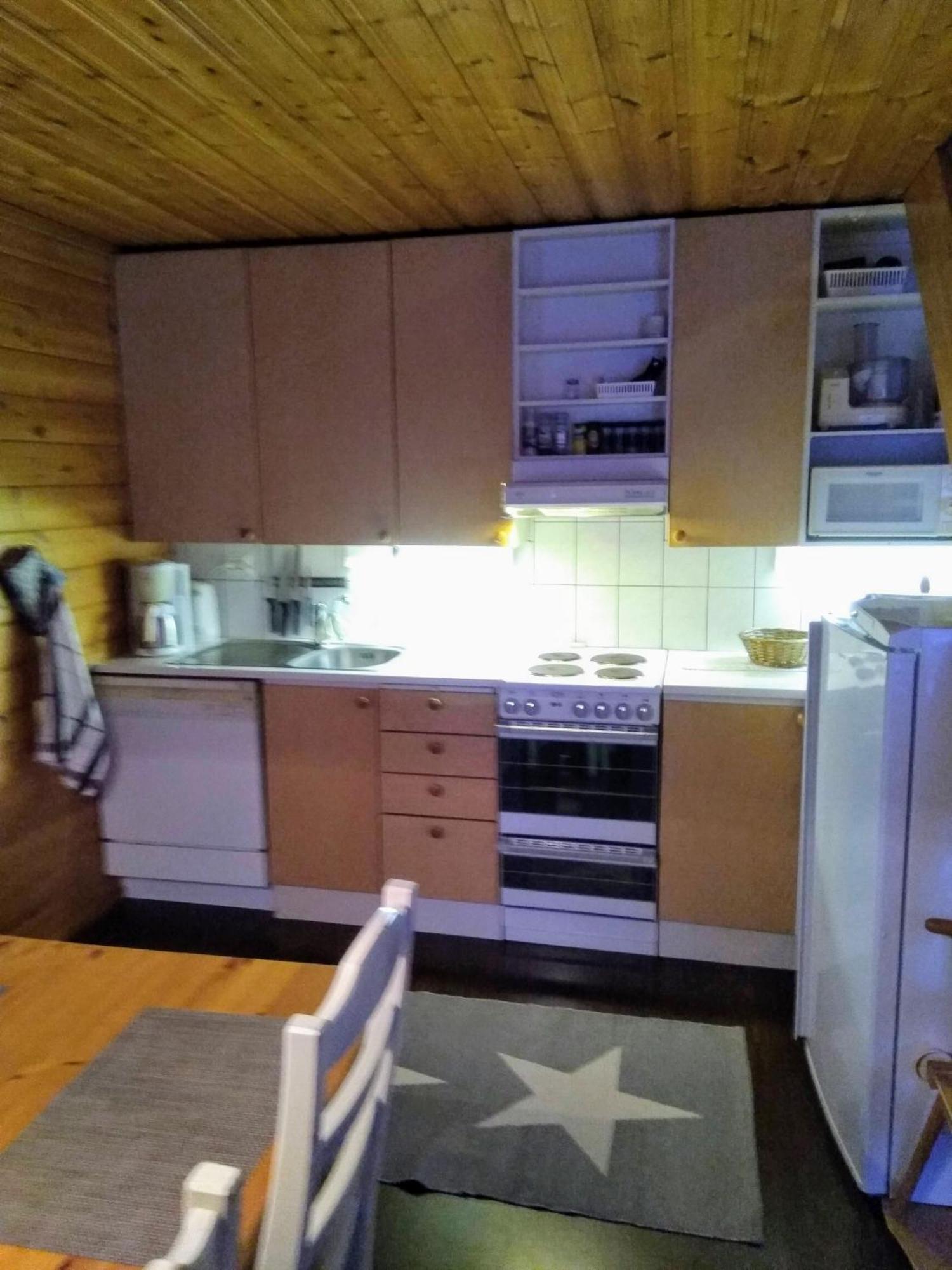 Lapikas Apartment Kallo Luaran gambar